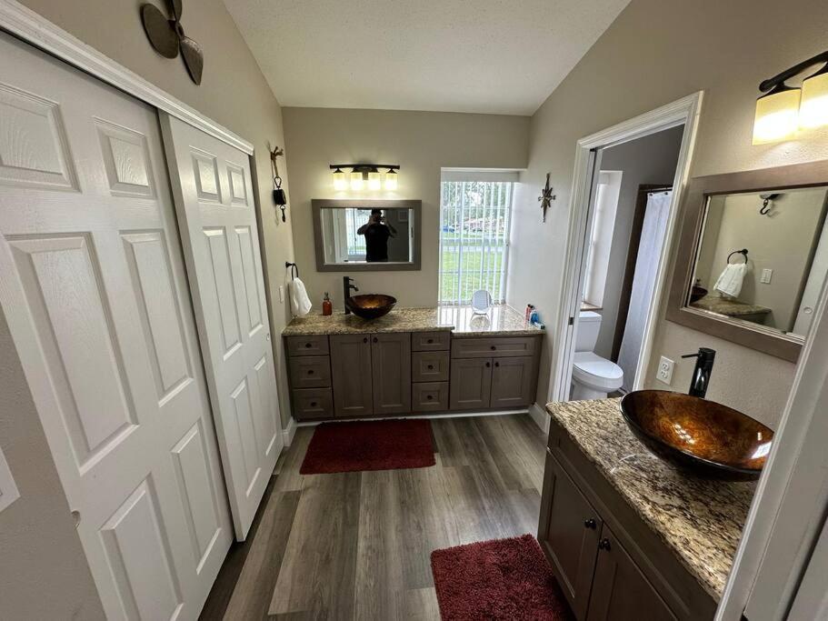 Manatee Oasis Weeki Wachee Family Fun Pool Home Spring Hill Exterior foto